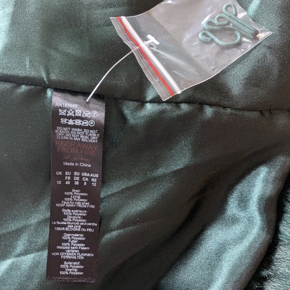 Karen Millen Forest Green Faux Fur Jacket sz 8 NWOT - Picture 9 of 9